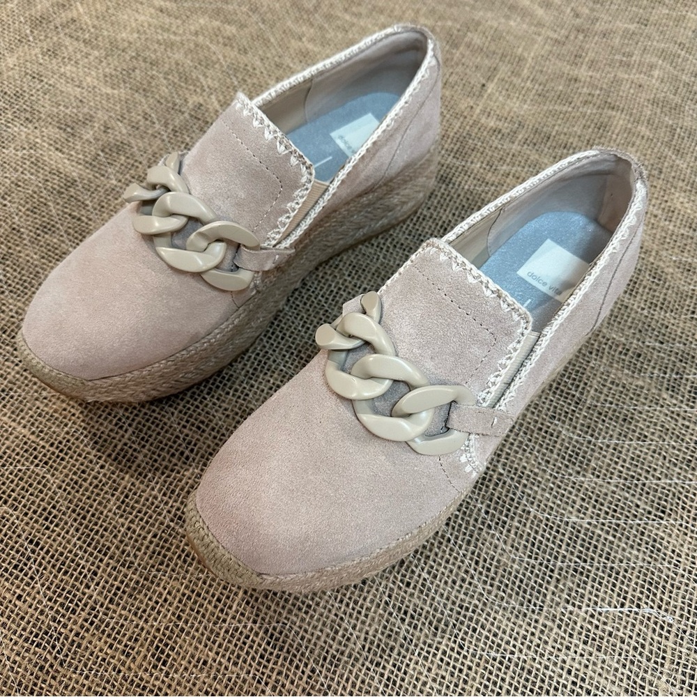 size9 Dolce Vita Suede Espadrille Loafers with Chain Tan Dune Preppy Casual New